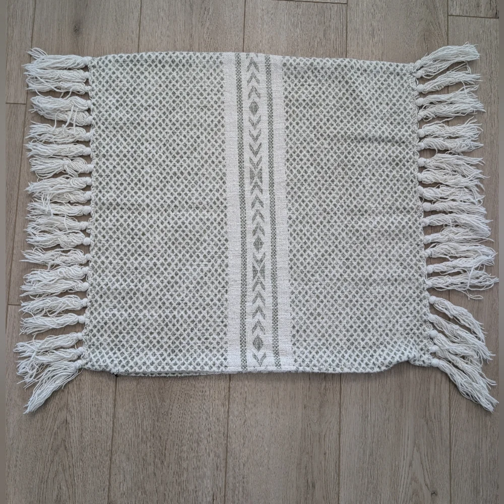 Decorative Pillow Cover For A 22